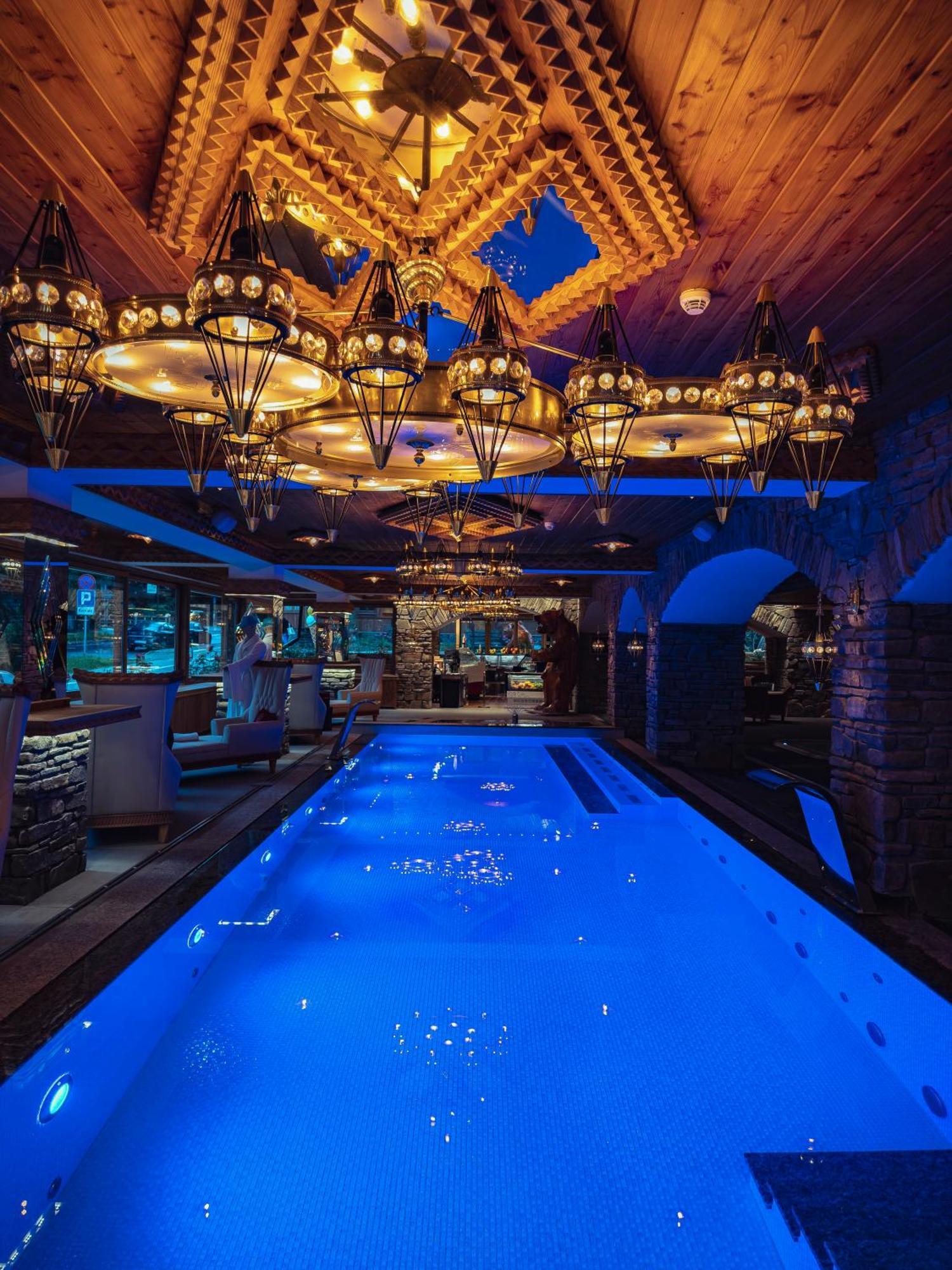 זקופאנה Mountain Diamond Resort מראה חיצוני תמונה